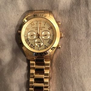 Micheal kors gold watch